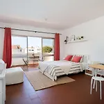 Silchoro - Estudio Remodelado Com Ac E Piscina *
