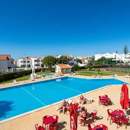 Silchoro - Estudio Remodelado Com Ac E Piscina Em Albufeira