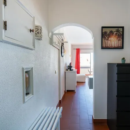 Silchoro - Estudio Remodelado Com Ac E Piscina * 阿尔布费拉