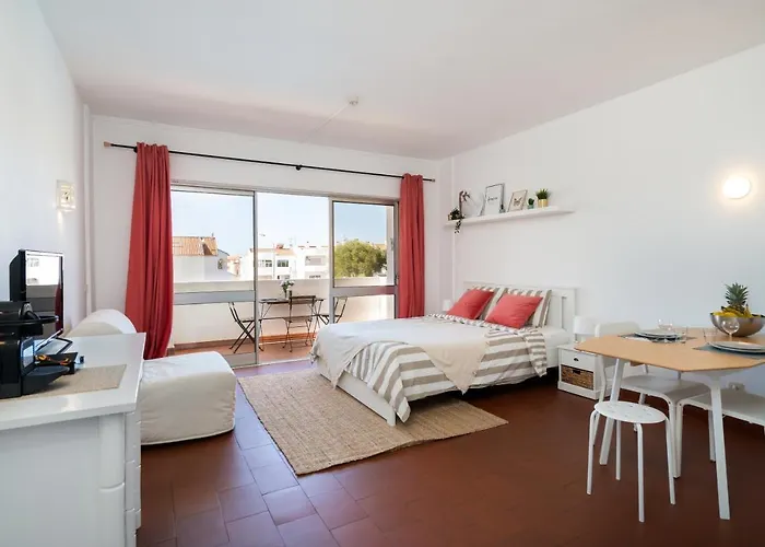 Silchoro - Estudio Remodelado Com Ac E Piscina *